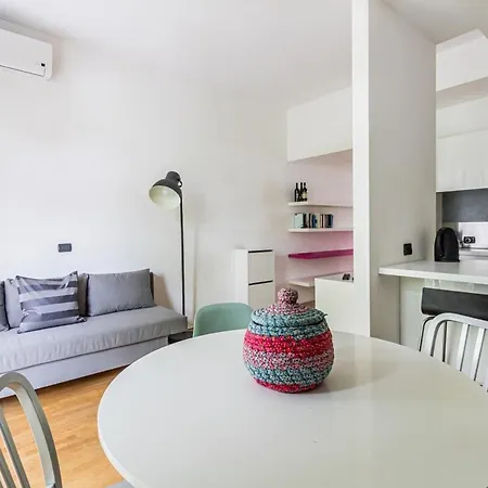 Homeby, Casa Watt ميلان